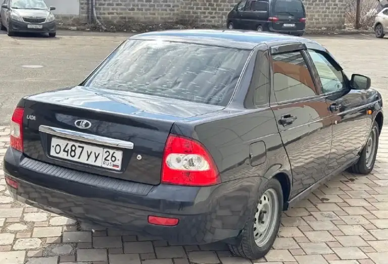 В продаже живая приора! 2009г. В. Автомобиль в заводском исполнении! В заводском окрасе! Пробег 170.000т. Имеется свежая страховка и тех осмотр! Состояние отличное! Авто не требует абсолютно никаких вложений! Днище пороги стаканы низа дверей в идеальном состоянии! Кузов без гнили ржавчины! В заводском окрасе! Все герметики швы точки завод! Остекление родное! Двигатель 1.6 16v работает как часики! Без посторонних звуков! Масло не расходует! Кпп и ходовая часть просто супер! Без нареканий! По комплектации: электро усилитель руля, abs, подогрев сидений, сигнализация, эл. Стеклоподъемники, эл. Регулировка зеркал, сенсорный магнитофон с bt. Стоит очень редкий салон с завода, передние сидения ковши! Документы чистые! Переоформление без проблем. Цена 370.000т. Р торг. Тел: +79499913705. За идеальном в автосалон!
📞 Звоните: +7(949)9913705 - фотография - 2