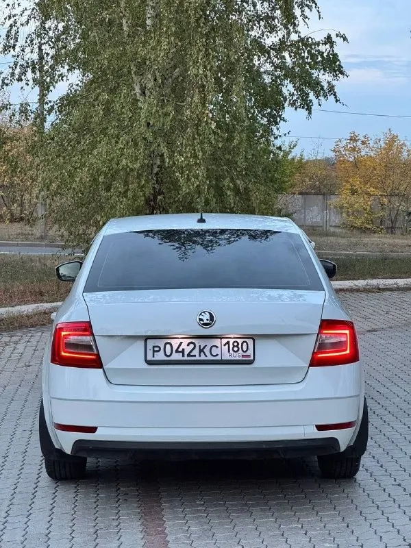 Skoda octavia а7 рестайл
2018Год
Пробег 187 500 км
1.6
Коробка автомат айсин
Кондиционер
Ходовка в идеале
И коробка как часы
Всё работает до последней кнопки. ...
Нет ни сколов ни рыжиков
Не варилась, гнили тем более нигде нет. ...
Салон чистый и опрятный. ..
Резина новая зима +лето. ...
Вообщем сел и поехал. ...
Машина без вложений, и вкладываться долго не придется. ..
Цена 1 250 000руб.
Хороший торг у капота
+79494024176
📲 Tg: алексей
📞 Звоните: +7(949)4024176 - фотография - 4