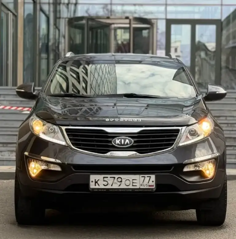 Продам kia sportage
1 Владелец. Без дтп!
Родной окрас.
Год:2013
Цена:1.300.000₽
Торг при осмотре!
Привод:передний
Родной пробег:170.000км
Коробка:механика
: 2Л бензин.
1 Владелец с автосалона, пробег подтвержденный, сервисные книжки, все чеки по обслуживанию есть, кузов без единого крашеного элемента, весь в заводском окрасе, без гнили и ржавчины, мотор работает отлично как на холодную, так и на горячую, не цокатит, не стучит, все отлично, вложений не каких не требует обсолютно.
Комплектация: мульти руль, 4 эл. Стеклоподемника, подогревы всех сидений, двух зонный климат контроль, помощь при подъёме, датчик света и дождя, штатная музыка с блютузом, парктроники, сигнализация пандора. Резина зима лето.
По запросу отправлю видео обзор.
По вопросам звоните.
Номер:
+79495895440 +7 949 594-15-39
На обоих номерах тг. И max
Тг. @avto_dnr123

📞 Звоните: +7(949)5895440 - фотография - 2