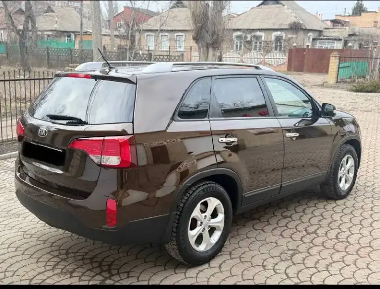 Kia sorento
2015 Год
Двигатель 2.4бензин
Коробка автомат
Автомобиль в отличном состоянии,
Автотека зелёная
Вложение абсолютно не какого не требует!
Чистый ухоженный салон,
Готов на любые проверки с вашей стороны!
Есть всё для комфортного вождения!
Двух зонный климат
Датчик света и дождя
Подогрев сидений
Круиз контроль,
Бортовой компьютер,
Камера заднего вида,
И т д.
С документами всё в порядке,
Продажа с полным переоформлением мрэо
💯
Г. Донецк
Цена 1.700.₽
Звоните остальное по номеру телефона
+79496164847
📞 Звоните: +7(949)6164847 - фотография - 3