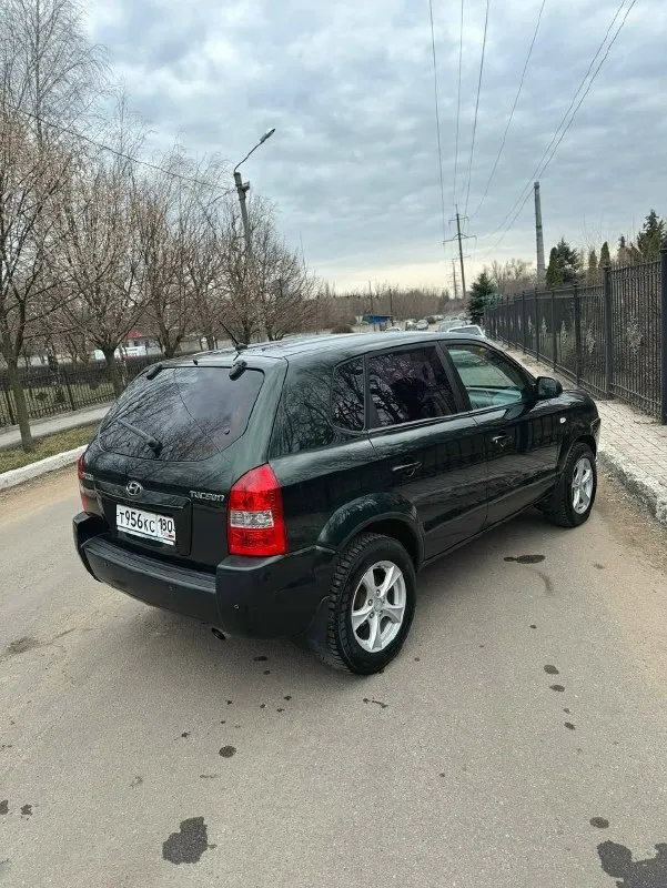 Продам hyundai tucson 2008г. В я хозяин по всем документам, мотор бензин 2.0 на механике. Хочу за машину 🔴800.000₽🔴торговаться не намерен, смотрите цены! Отличное состояние машины, кузов без рыжиков, аварий, и прочего - в родном окрасе! Приезжайте проверяйте! Резина зимняя новая, есть летняя в комплекте. Подогревы сидений, эл. Зеркала, сигнализация, 4 подъемника, датчик дождь свет, хорошая музыка, и еще много чего! Диагностическая карта(техосмотр) в наличии, хоть сразу в мрео. Автотека идеальная, пробег 233т. Км на машине езжу, пробег растет. В последних руках 13лет, два ключа птс оригинал! По днищу перед зимой занимался, обрабатывал, целое! +79494239299
📞 Звоните: +7(949)4239299 - фотография - 2