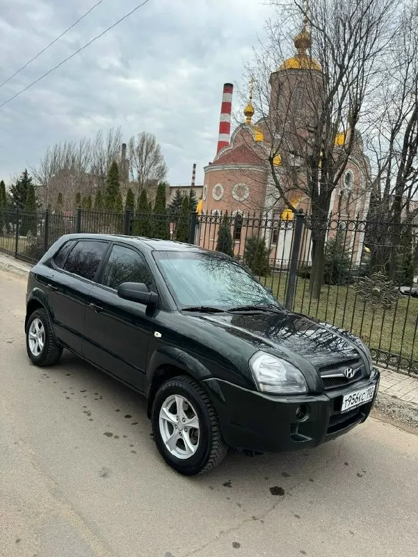 Продам hyundai tucson 2008г. В я хозяин по всем документам, мотор бензин 2.0 на механике. Хочу за машину 🔴800.000₽🔴торговаться не намерен, смотрите цены! Отличное состояние машины, кузов без рыжиков, аварий, и прочего - в родном окрасе! Приезжайте проверяйте! Резина зимняя новая, есть летняя в комплекте. Подогревы сидений, эл. Зеркала, сигнализация, 4 подъемника, датчик дождь свет, хорошая музыка, и еще много чего! Диагностическая карта(техосмотр) в наличии, хоть сразу в мрео. Автотека идеальная, пробег 233т. Км на машине езжу, пробег растет. В последних руках 13лет, два ключа птс оригинал! По днищу перед зимой занимался, обрабатывал, целое! +79494239299
📞 Звоните: +7(949)4239299 - фотография - 4