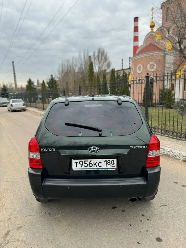Продам hyundai tucson 2008г. В я хозяин по всем документам, мотор бензин 2.0 на механике. Хочу за машину 🔴800.000₽🔴торговаться не намерен, смотрите цены! Отличное состояние машины, кузов без рыжиков, аварий, и прочего - в родном окрасе! Приезжайте проверяйте! Резина зимняя новая, есть летняя в комплекте. Подогревы сидений, эл. Зеркала, сигнализация, 4 подъемника, датчик дождь свет, хорошая музыка, и еще много чего! Диагностическая карта(техосмотр) в наличии, хоть сразу в мрео. Автотека идеальная, пробег 233т. Км на машине езжу, пробег растет. В последних руках 13лет, два ключа птс оригинал! По днищу перед зимой занимался, обрабатывал, целое! +79494239299
📞 Звоните: +7(949)4239299 - фотография - 5
