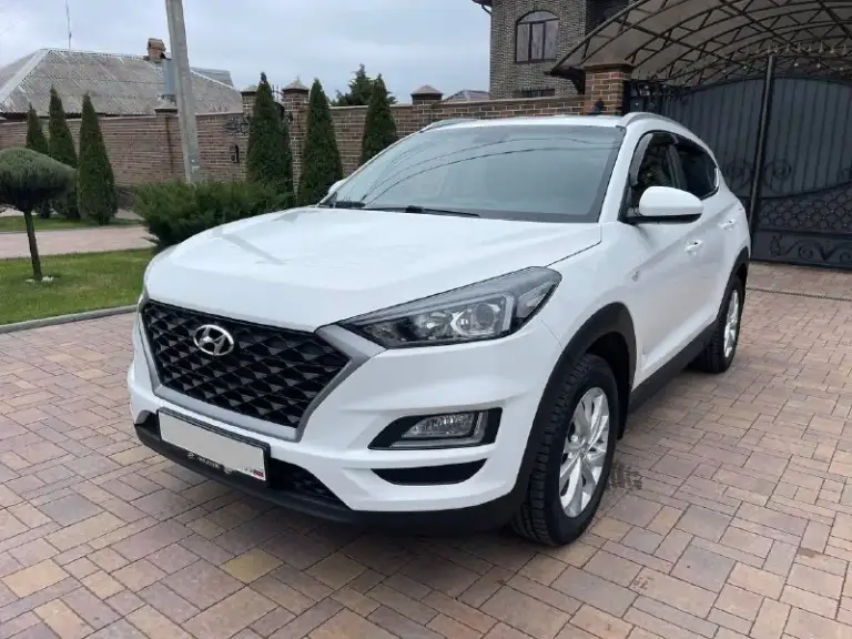 Hyundai tucson 2018г
Цена 1.930.000 торг
2.0I (149 л. С. )
Автомат aisin (6ст)
Привод полный 4wd
Пробег 91 тыс
Один хозяин
Официальный авто, куплен и обслужен у оф. Дилера
Колёса зима и лето
Салон кожа
Обогрев сидений
Обогрев руля
Климат контроль 2-ух зонный
Круиз контроль
Полноцветный дисплей
Led фары
Датчики дождя и света
Колеса r17
Электропривод зеркал
Парктроники, камера заднего вида
Мультируль
Осмотр донецк
▶️Смотреть больше фото◀️
Телеграмм +79779106272
📞 +7(949)9717949
📲 Tg: сергей
📞 Звоните: +7(949)9717949 - фотография - 1