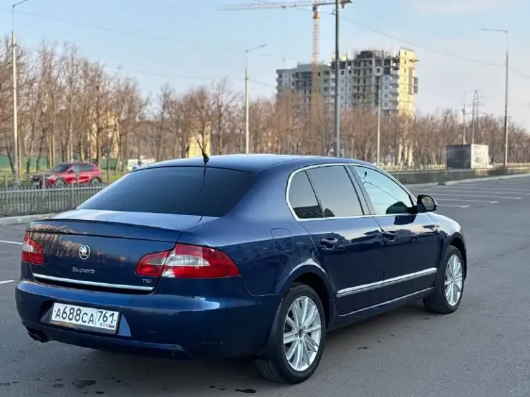 Продам škoda superb 1.8 at
2009 Год выпуска
225 000Км пробега

Технически авто без замечений!
Все функции работают
Мотор работает мягко без посторонних звуков
Масло не жрёт
Кпп работает отлично
Ходовая мягкая
Подогревы передних сидений
Парктроники все работают
Парк ассистент работает сама паркуется

По кузову есть косяки в виде не качественных окрасов сколов царапин

Задний фонарь куплен оплачен

За эти деньги идеальный автомобиль !!

Цена 680 000₽ торг бак бензина

Остальное по телефону

+79496361868 - фотография - 7