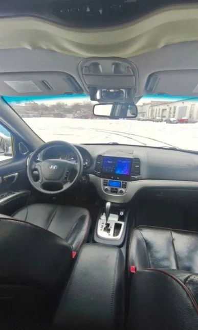 Продам автомобиль - hyundai santa fe 🚘 ➜ год выпуска: 2008 г ➜ пробег: 350.000 км ➜ объём двигателя: 2.2 л, ✅ автомобиль в отличном состоянии, есть летняя резина. В машине работает абсолютно всё! По комплектации: ● климат контроль ● 4 электростеклоподъёмника ● кожаный салон ● люк автомобиль без штрафов и запретов, чистая история! 💰 цена: 1.230.000 рублей. 🏢 город: ясиноватая. ☎ номера телефонов для связи: +79498479737 +79493323682
📞 Звоните: +7(949)8479737 - фотография - 3