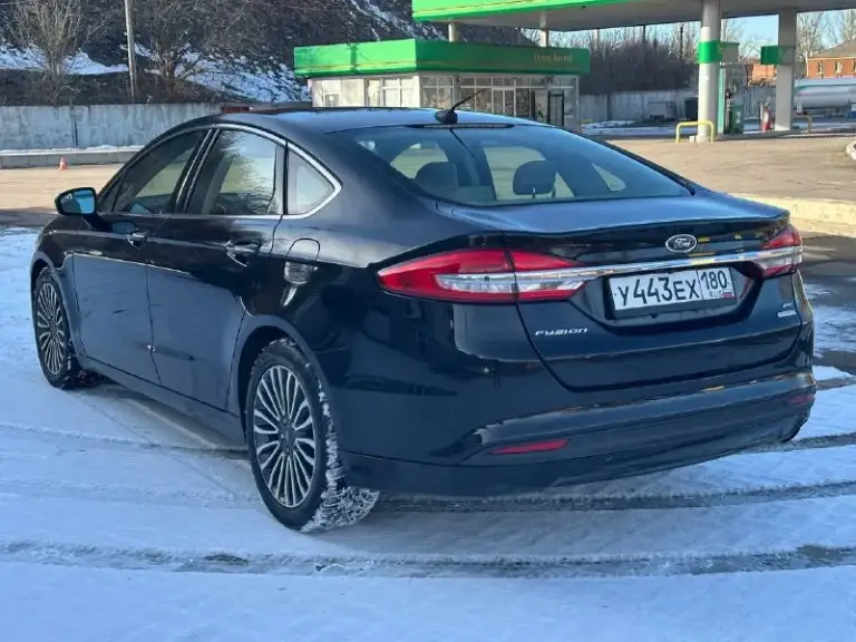 Продам ford fusion (north america)
1.5 Ecoboost (181 л. С. )
Год выпуска 2017
Пробег 156000 тысяч км
В идеальном состоянии
Без рыжиков вмятин царапин
По двигателю вся идеальная не троит не дымит масло не кушает
Коробка работает идеально не пинается не греться всё скорости работают идеально
Подвеска вся обслужена ничего не стучит не гремит
По комплектации имеется
Климат контроль
Бортовой компьютер
Круиз контроль
Подогревы сидений
Кожаный салон
Камера заднего вида
Датчик света
Датчик дождя
И многое другое
Цена 1 150 000
Остальные вопросы по телефону +79493943583
📞 Звоните: +7(949)3943583 - фотография - 2