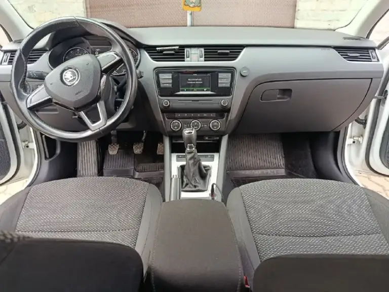 Skoda octavia 2016 1.6mt

-Кпп механика
-Пробег 147000
-Цена: 1.320₽
-Мариуполь, +79495877152

Великолепное состояние автомобиля, безаварийная эксплуатация, весь металл и стëкла завод. Лучшее сочетание двигатель 1.6 mpi и мех. Коробки передач, расход по трассе 6, город 7. Своевременно обслуживался есть вся история, в ближайшее время никаких вложений. Хорошая комплектация с подогревом сидений зеркал и лобового стекла, климат-контроль, датчики света и дождя, мультимедиа с bluetooth и шикарным звучанием, литые диски, два ключа птс оригинал, чистая история, вариант отличный кто ищет хорошую машину для себя. - фотография - 8
