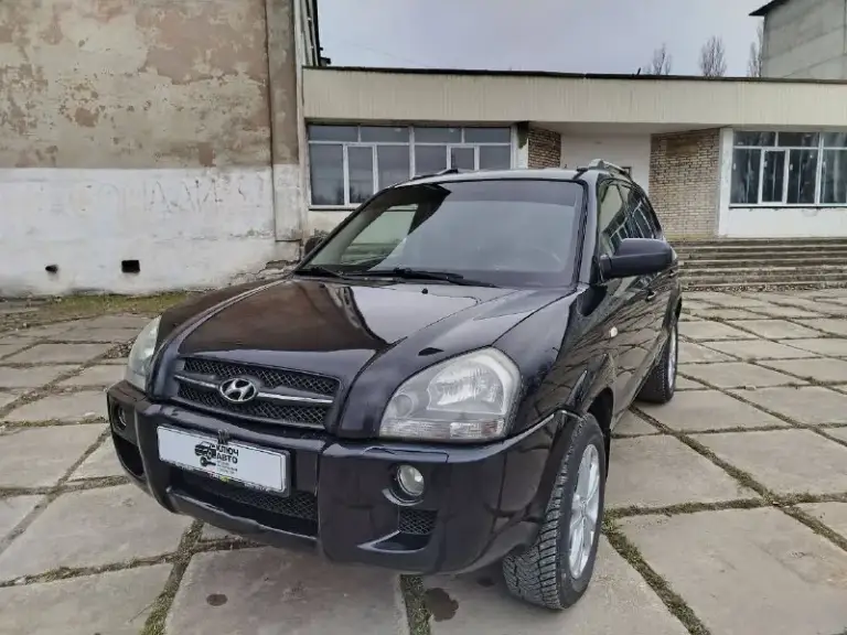 🔵 Hyundai tucson, 2008 год выпуска.
🤑 Цена: 850.000 рублей
• Объём двигателя: 2.0 л.
• Пробег: 160.000 км.
• Коробка: механика, 5 ступка.
➡️По машине: автомобиль в отличном состоянии как технически, так и внешне! Без дтп, бережное использование - присутствует автотека по запросу.
Комплектация:
✅ Кондиционер
✅ Климат контроль
✅ Подогревы сидений, зон дворников, стёкл и зеркал
✅ Полный стеклопакет
✅ Парктроники
✅ Легкоспалвные диски + новая зимняя резина
✅ Сочный чёрный цвет
✅ Родной окрас
✅ Зеленая автотека
❗️Юридически автомобиль чист, без штрафов и запретов. По необходимости - предоставлю видео отчёт по автомобилю.
🏢 Город: амвросиевка.
🚗 Есть доставка в ваш город лднр по договоренности.
🤙 Телефоны для связи:
+79490789890
+79493391770
✅ Telegram и whats`app к номерам привязаны, мах телефон включен всегда!
📞 Звоните: +7(949)0789890 - фотография - 1