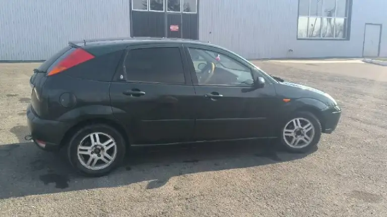 Продам ford focus 1, 2004 год. 4х ступенчатая, мотор 2.0 л, 130 лошадей. Передний привод. Кондиционер работает, машина ездит каждый день. Цена 450 000₽. Торг реальному покупателю у капота. Звоните +79497010698
📞 Звоните: +7(949)7010698 - фотография - 1