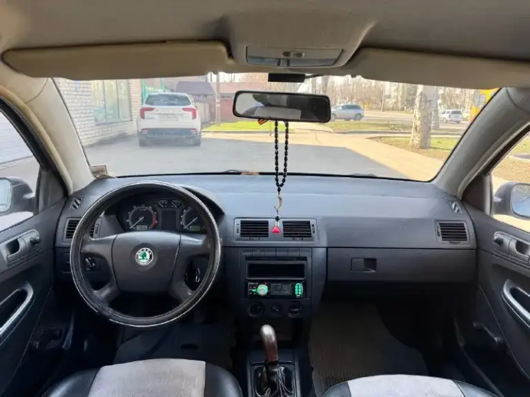 Продам или обменяю
Skoda фабия универсал 2005 год 1.2 мотор
1 Хозяин, без дтп ! Местная машина
Машина в отличном состоянии
Не гнилая.
Работает отлично
Очень экономичная
Коробка не хрустит, не выбивает.
Ходовая часть обслужена
Лобовое без трещин
Музыка, сигнализация, ц. Замок
Электрика исправна
Документы чистые
Цена;»: 365 тысяч рублей торг
+79592107003
Луганск !
📞 Звоните: +7(959)2107003 - фотография - 7