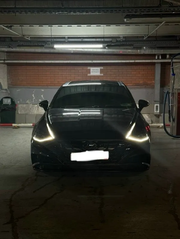 Автор: продам hyundai sonata 1.6 turbo машина абсолютно в родной краске, проверки толщиномером приветствуются, вин код сброшу по необходимости. Хорошая комплектация, жк приборка, максимальный экран мультимедии, музыка bose, режимы езды, панорамная крыша, черный потолок, датчик дождя, света, auto hold, авто дальний свет, все ассистенты (слепые зоны, помощь при выезде с парковки, активный дистронник, экстренное торможение, ассистент полос), двойной стеклопакет впереди 119 тыс км пробег обслужена от а до я, масло по регламенту каждые 7 тыс км. Пройдено большое то, новый свечи, заменены топливные форсунки со всеми сопутствующими прокладками, все жидкости заменены, было частичная замена масла дважды. Зоны риска в бронепленке + капот полностью обклеен пленкой + фары. 2 комплекта резины. Цена 2.4 млн рублей +79493049779.. !!!наш телеграм канал [ бесплатное размещение за репост!!! Правила сообщества [ мы в мах [ [
📞 Звоните: +7(949)3049779 - фотография - 3