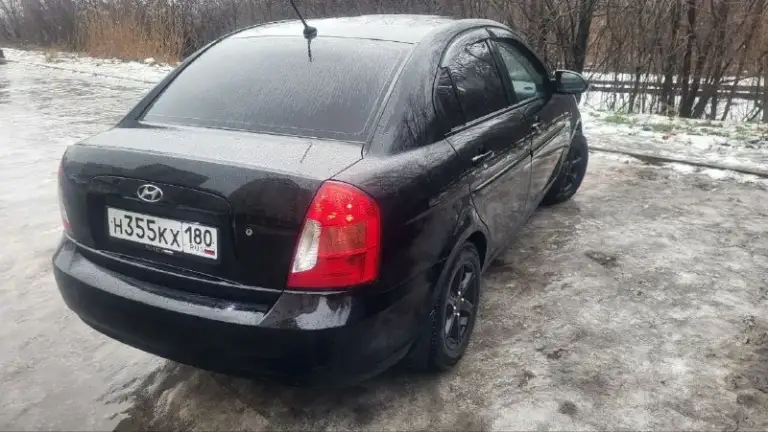 Автомобиль hyundai accent 1.6 мт, 2008, 132 500 км. Г. Донецк
- Тип двигателя : бензин;
-Привод передний;
-Мощность л. С. : 112;
-Комплектация: передние, задние дисковые тормоза, подогрев зеркал, передних сидений, 4 стеклоподъёмников, сигнализация шериф с 4-мя с двухсторонней связью с доводчиками стекол, 2 ключа, мультимедия, 4 колонки.
-Состояние: не битый
-Птс : оригинал, владельцев 1.
-Усилитель руля: электрический;
-Управление климатом: климат-контроль однозонный;
-Салон: ткань, кожаный руль;
-Подушки безопасности: фронтальные;
-Электростеклоподъемники:передние и задние;
- Фары:ксеноновые, противотуманные;
-Шины и диски: r14 185 65 зима, лето в комплекте.

Автомобиль вовремя обслуживался, замена масла каждые 5-6 тыс. Км. , была замена рулевой рейки и ходовой части. Автомобиль в хорошем состоянии, сел и поехал. Подробное описание в лс или при встрече. Уместен торг реальному покупателю, возможен обмен с доплатой. Цена:590000 руб. Информация по номеру +79494049571 - фотография - 4