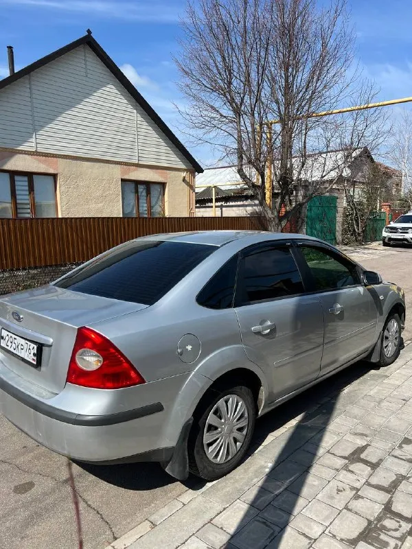 Продам ford focus 2
Год: 2006
Двигатель 1.8 125лс газ/бензин работает отлично, газ недавно обслужен, очень экономная езда! По ходовой недавно обслужена делать ничего не нужно, кузов в достойном состоянии не гнилой, пороги, днище целое делать ничего не нужно, в серьезных дтп не был! На автомобиле установлена линзовая оптика светит шикарно, фары затянуты в бронепленку! Комплектация комфортная с подогревами сидений, лобового, зеркал, эл. Фары, эл. Зеркала, дисковые тормоза в круг, центральный замок, андроид дисплей 4/64, к нему подключен усилитель на все динамики.
Документы чистые, тех осмотр есть!
Торг есть
Цена: 535000
Мариуполь
Звоните: +79496463727 - фотография - 4