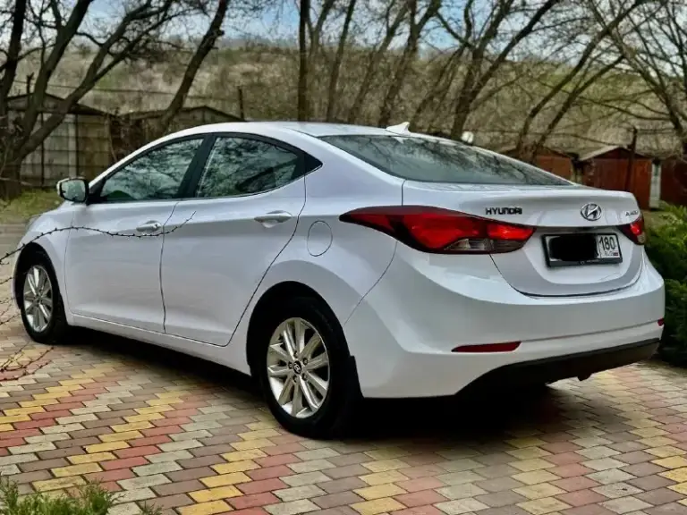 Продам hyundai elantra 2015 г 1.8 ат(148 с. Л. ) родной пробег 135 000 км автомобиль в отличном состоянии не битый не крашеный один хозяин самая максимальная комплектация климат контроль четыре стеклоподъемника электро зеркала подогрев сидений мультируль подогрев руля салон в отличном состоянии сигнализация с автозапуском два комплекта ключей сервисная книжки гараж хранение цена 1 350 000 руб. Телефон +7 949 50 999 58 whatsapp telegram привязаны - фотография - 6