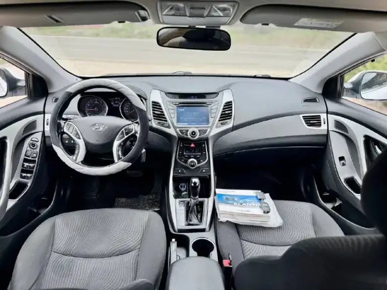 Продам hyundai elantra 2015 г 1.8 ат(148 с. Л. ) родной пробег 135 000 км автомобиль в отличном состоянии не битый не крашеный один хозяин самая максимальная комплектация климат контроль четыре стеклоподъемника электро зеркала подогрев сидений мультируль подогрев руля салон в отличном состоянии сигнализация с автозапуском два комплекта ключей сервисная книжки гараж хранение цена 1 350 000 руб. Телефон +7 949 50 999 58 whatsapp telegram привязаны - фотография - 8