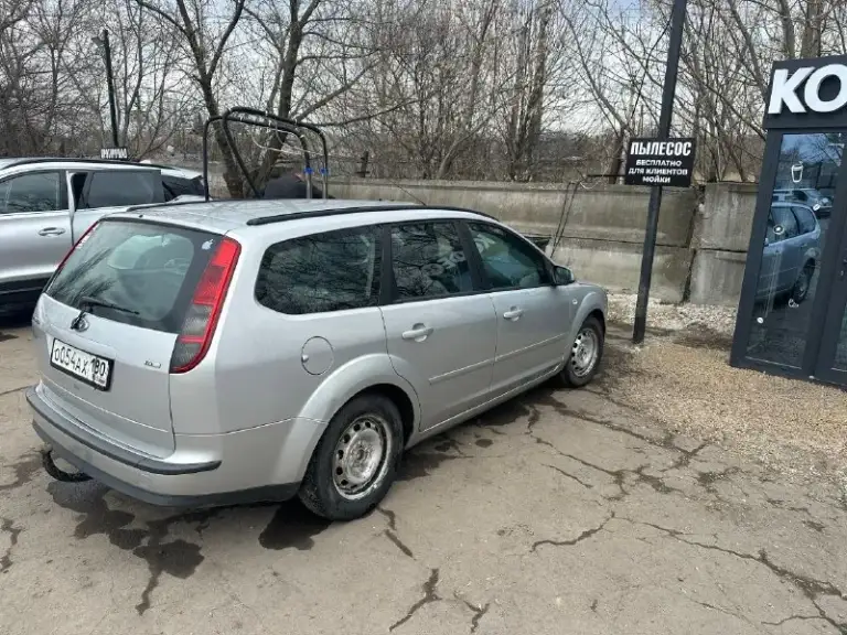 Ford focus 1.6 tdci универсал 2007

Продаю надёжный и обслуженный автомобиль. Владею 4 года, до меня машина была в семье знаю её полностью от и до.

Пробег: 305 000 км(двигатель миллионник) и пробег оригинальный, любые проверки!

Двигатель: 1.6 дизель

Техническое состояние:
• Двигатель работает ровно, масло не ест
• Турбина в хорошем состоянии
• Ходовая без нареканий
• Недавно заменён грм
• Масло менялось каждые 7 000 км
• Под капотом ставил всегда качественные запчасти (bosch)

Кузов и салон:
• Кузов в хорошем состоянии, днище целое
• Есть небольшая вмятинка на заднем крыле (могу прислать фото, вы бы даже не заметили )
• Салон ухоженный, всё время был в чехлах -под ними как новый

Дополнительно:
• Машина полностью на ходу, работает стабильно

Нюансы:
• Есть ошибка по экологии (p2858)
На сто сказали - сбой программы, не критично цена вопроса 10 тыс руб
На езду не влияет, при необходимости могу устранить

Если нужны фотки мелких косячков могу прислать фото

Цена: 550 торг

+79494859594 - фотография - 7