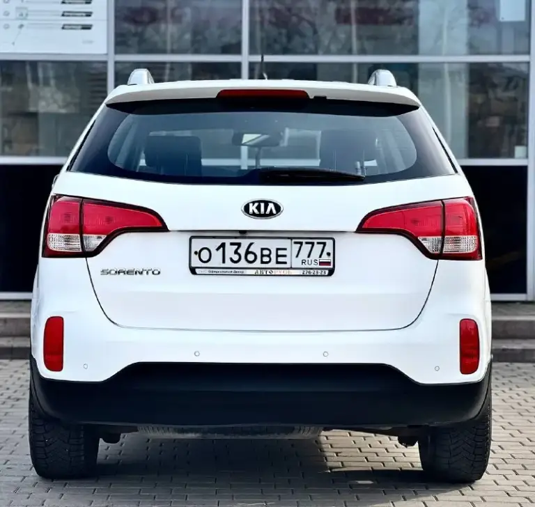 ✅Продам kia sorento
✅Год:2014 эксплуатация 2015
✅ :2.4Л
✅Коробка:автомат
✅Привод:полный
✅1.Владелец🥇
✅Цена:1.670.000₽ 💵торг у авто!
✅Номер: +79495011956 или +79491003435 тг и мах на обоих номерах
✅Автомобиль в идеальном состоянии без вложений сел и поехал, 🛠️ техническая часть автомобиля в идеальном состоянии на тведрую 5+ коробка и мотор работают отлично мотор без постороних шумов и расхода масла, коробка переключает все передачи без задержки и пенков, кузов автомобиля в превосходнном состоянии соответствует фото😍остекления автомобиля все родное лобовое в том числе👍🏼комплектация полная:кожаный салон, мульти руль, без ключевой доступ, подогревы сидений передних и задних, камера заднего вида, парктроники, кнопка стар стоп, электронная панель щитка, электра зеркала, складывания зеркал, обогрев переднего и заднего стекла, адаптация фар, датчики света давления шин, и многое другое больше информации по телефону!
📞 Звоните: +7(949)5011956 - фотография - 6