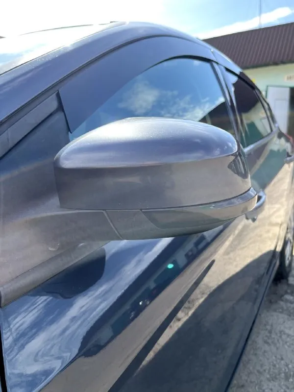 Продаётся ford focus 3 1.6л, 105л. С. 2012 года, 203000км пробег в хорошем состоянии. Делать ничего не нужно, по ходовке, по салону в отличном состоянии, кузов без гнили и рыжиков. Масло меняю каждые 5000км, стоят biled линзы в фарах и led линзы в птф. Стоит шустрая android магнитола 6/128, также установлена приборная панель с большим цветным экраном. Также в авто имеется зимний пакет-обогрев лобового стекла, форсунок омывателя, зеркал заднего вида и обогрев передних сидений. Зашумленны 4 двери и поменяны штатные динамики. Все кнопки работают, печка греет, кондиционер холодит. За машину уверен, не подводила никогда, готов на любые проверки. Все вопросы по ☎️ +79493133991. Цена 780 т. Р, торг реальному покупателю у капота, макеевка.
📞 Звоните: +7(949)3133991 - фотография - 3