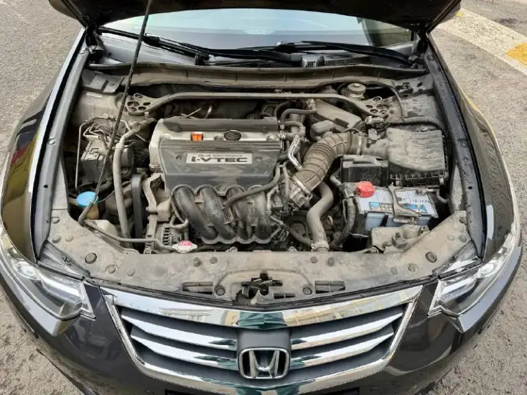Honda accord executive 2,4 at
2011 Год, пробег 114 тыс.
Коробка: автомат
201 Л. С. , передний привод
Сборка япония
Европейка, куплена в г. Донецке в 2011г. С салона honda
Первый и единственный собственник

Учет на 180 регионе (днр)
Осмотр г. Донецк
+79494245201

Цена:
1600000 Руб

Продаю свой автомобиль honda accord executive в
Максимальной комплектации с допами! Я первый хозяин!
Максимальная комплектация.
Автомобиль куплен в автосалоне г. Донецка в 2011 году.
Пробег оригинальный, за машиной ухаживал (это же аккорд).
Замена масла каждые 7000 тысяч, двигатель без нареканий, ходовая и рейка в идеале, доустановлен гу teyes, камера заднего вида,
Память сидений, кожа, люк, и много всего, даже
Адаптивный ксенон.
Все стекла оригинальные!
Да и все в машине оригинальное! Ничего не колхозилось. Без дтп.
Все в родной краске. Продаю в хорошие руки связи с покупкой
Нового авто, никуда не спешу, не продам не расстроюсь буду сам ездить. Перекупщикам просьба не
Беспокоить потратите свое и мое время, а за дешево не
Отдам. Обмен не интересует. Обоснованный торг
Хорошему покупателю уместен. Последний самурай европы для ценящих и понимающих людей ! - фотография - 9
