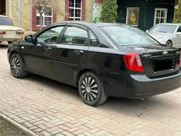 Здравствуйте 🤝 срочно 🚨 продам chevrolet latte год выпуска 2012 комплектация: кондиционер подогрев сидений датчики дождя датчики света регулировка зеркал качественная заводская аудио система учет 🇷🇺 документы в полном порядке 1 хозяин с автосалона описание: автомобиль в прекрасном состояние вложений не каких не требует сел и в любой рейс уехал, кузов не бит не крашен ✅ без рыжиков. Даже нет намека ! Гнили нет ! Дно пороги не варенные всё целое гнили по машине абсолютно нет двигатель 1.6 работает отлично не дымит не троит масло не ест коробка передач не хрустит не выбивает ходовая часть на 5+ едит не слышно ! Салон опрятный не прокуренный эксплуатация бережная все остальные вопросы по телефону 📲 цена автомобиля 555000 тысяч рублей реальному покупателю торг у капота ! Номер для связи +7949-481-83-98 телеграмм +7949-442-59-17 звонить в любое время ! 📲 tg: светлана кожух 📞 звоните: +7(949)4818398
📞 Звоните: +7(949)4818398 - фотография - 1