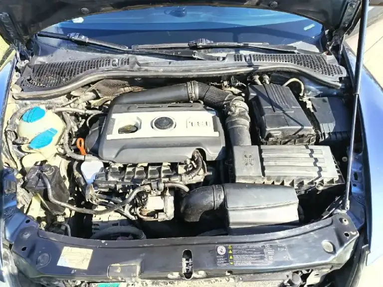 Продам шкода а5 1.8tsi 2011г. 260т. Пробега. По комплектации датчик дождя и света, круиз, подогрев сидений, кондиционер рабочий, двухдиновая магнитола с камерой заднего вида, новая летняя резина, полностью новая ходовая перед и зад, новые блины но есть небольшие недочеты по кузову расскажу по телефону
720Т. ₽ торг
+79493558647 - фотография - 10