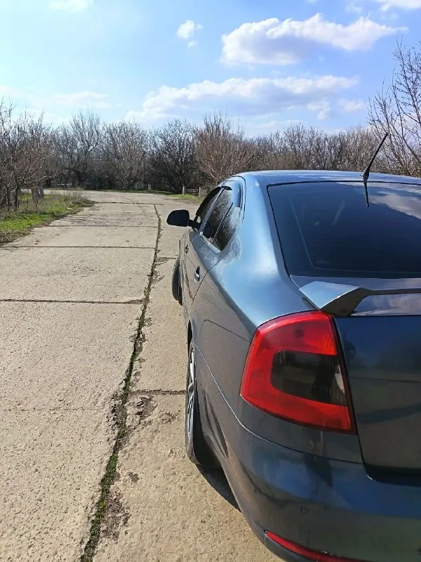 Продам шкода а5 1.8tsi 2011г. 260т. Пробега. По комплектации датчик дождя и света, круиз, подогрев сидений, кондиционер рабочий, двухдиновая магнитола с камерой заднего вида, новая летняя резина, полностью новая ходовая перед и зад, новые блины но есть небольшие недочеты по кузову расскажу по телефону
720Т. ₽ торг
+79493558647 - фотография - 7