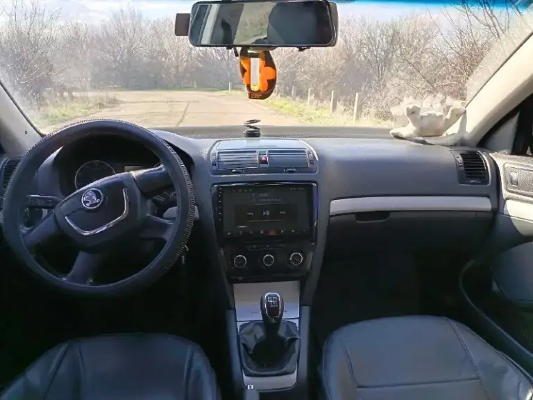 Продам шкода а5 1.8tsi 2011г. 260т. Пробега. По комплектации датчик дождя и света, круиз, подогрев сидений, кондиционер рабочий, двухдиновая магнитола с камерой заднего вида, новая летняя резина, полностью новая ходовая перед и зад, новые блины но есть небольшие недочеты по кузову расскажу по телефону
720Т. ₽ торг
+79493558647 - фотография - 8