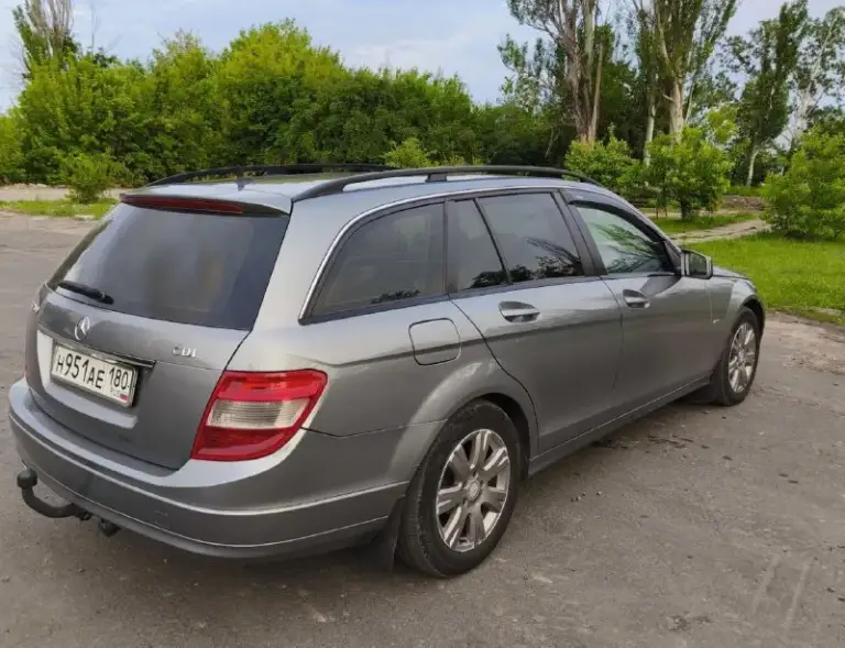 Продам mercedes с200 w204 сdi 2.1 163 л. С. Мкпп 6.пробег 305 тыс. Универсал 2011г. В отличном состоянии вложений не требует. Кожаный салон, двухтонный климат контроль, мульти руль, датчик света, датчик дождя. Два ключа, один владелец по птс.
Машина в
Цена 1🍋350 тыс.
+79497167463
📲 Tg: @mawinist87
📞 Звоните: +7(949)7167463 - фотография - 2