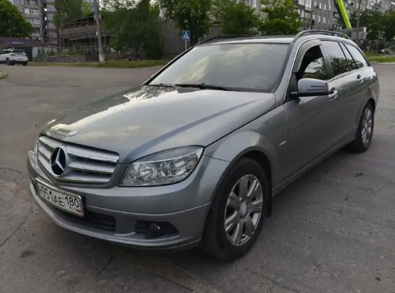 Продам mercedes с200 w204 сdi 2.1 163 л. С. Мкпп 6.пробег 305 тыс. Универсал 2011г. В отличном состоянии вложений не требует. Кожаный салон, двухтонный климат контроль, мульти руль, датчик света, датчик дождя. Два ключа, один владелец по птс.
Машина в
Цена 1🍋350 тыс.
+79497167463
📲 Tg: @mawinist87
📞 Звоните: +7(949)7167463 - фотография - 3