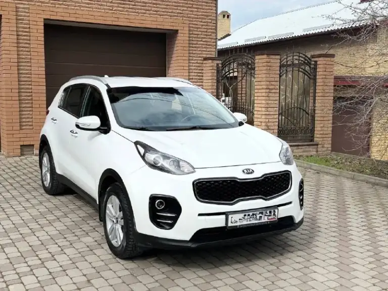В продаже
Kia sportage
Год выпуска 2017
В шикарном цвете белый жемчуг
Кузов весь в заводском окрасе
Готов к любым проверкам
Мотор работает идеально
Без посторонних звуков
Ходовая часть вся обслужена
Все то проводились во время
Все масла все фильтра все заменено
Днище как новое
Салон ухожен
Два ключа
Два комплетка колёс
Автомобиль в идеальном состоянии
С родным пробегом 184 тсч
Все стёкла заводские
По электронной части все работает
Стоит хорошая музыка
Камера заднего вида
Цена за данный автомобиль

1 760 000
Небольшой торг
Номер телефона
+79495098886 - фотография - 3
