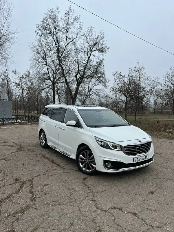 В связи с обновлением семейного парка в продаже kia carnival 2017 г. В. Это последние поколение с чугунным блоком и без adblue. Идеальный автомобиль для дальних поездок. По комплектации: - цвет – белый перламутр; - 2,2 дизель; - 6 акпп; - два люка; - датчики парковки (спереди/сзади) и датчики слепых зон; - 3-х зонный климат-контроль; - вентиляция и обогрев передних кресел; - подогрев второго ряда сидений; - вместимость 8+1 чел. (3 ряда капитанских кресел); - 2 сдвижных автоматических электро-двери (управляются из салона / с пульта / непосредственно ручкой); автомобиль не требует внимания: замена масла 2500км назад, ходовая часть без замечаний, за последние 40000 км 4 частичных замены масла акпп. Продажа от единственного собственника! Установлен хороший свет! Регистратор с двумя камерами. Летние шины в подарок! Обмен не интересен! На площадки ставить не буду. Любые проверки! 2 800 000 р +7949-487-61-31 +7988-536-77-09 александр
📞 Звоните: +7(949)4876131 - фотография - 6