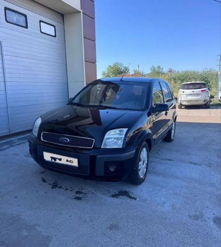 🚗 Ford fusion 2008
💵Цена 310.000₽
Автомобиль в хорошем состоянии, по технической части полностью исправен — сел и поехал.
🔧 Двигатель работает ровно, не дымит ⚙ коробка автомат без пинков и посторонних звуков 🛞 подвеска обслужена, ничего не стучит
Состояние кузова и салона хорошее (есть возрастные нюансы, без критики).
📑 3 Владельца, документы в порядке. 🧾 обслуживание проводилось своевременно.
🚘 Отлично подходит для города и поездок на каждый день — экономичный, манёвренный и недорогой в обслуживании.
📍 Осмотр в удобное время 💰 разумный торг у капота реальному покупателю
+79498563817 - фотография - 1