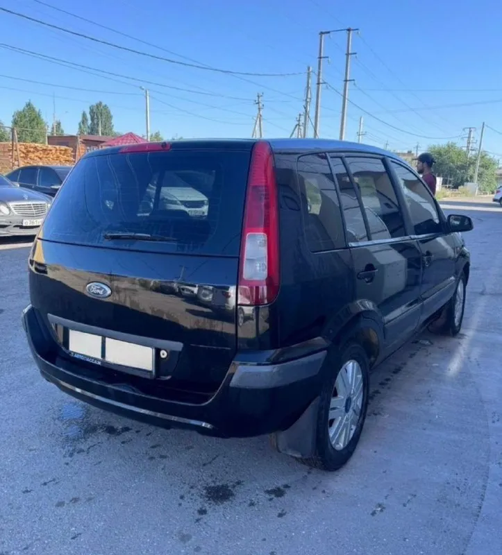 🚗 Ford fusion 2008
💵Цена 310.000₽
Автомобиль в хорошем состоянии, по технической части полностью исправен — сел и поехал.
🔧 Двигатель работает ровно, не дымит ⚙ коробка автомат без пинков и посторонних звуков 🛞 подвеска обслужена, ничего не стучит
Состояние кузова и салона хорошее (есть возрастные нюансы, без критики).
📑 3 Владельца, документы в порядке. 🧾 обслуживание проводилось своевременно.
🚘 Отлично подходит для города и поездок на каждый день — экономичный, манёвренный и недорогой в обслуживании.
📍 Осмотр в удобное время 💰 разумный торг у капота реальному покупателю
+79498563817 - фотография - 4