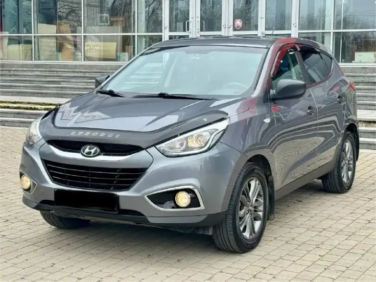 Hyundai ix35 эксклюзив
2014 Год выпуска
Двигатель 2.0 бензин
Коробка механика 6-ти ступка
Честный пробег 81 тыс. Км

Авто не нуждаеться не в каких либо вложениях
Состояние нового автомобиля,

В автомобиле есть все для комфорта
Кондиционер,
Круиз контроль,
Подогревы зеркал,
Подогревы сидений,
Многофункциональная магнитола
Bluetooth, usb, громкая связь,
Камера заднего вида,
Видеорегистратор перед, и зад,
И многое другое !

Г. Донецк
Цена 1.430 тыс. ₽
Звоните остальное по тел.
+79495210885 - фотография - 1