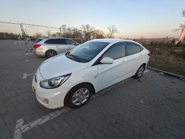 Продам hyundai accent 2012 года машина вся в исправном состоянии я 1 владелец с салона, покупалась в донецке комплектация : 4 стеклоподъемника обогрев дворников лобового, боковых и заднего стекла гур кондиционер(работает заправлять не нужно) передние подогревы сиденья стоит хороший свет подушки (руль, торпеда ) абс мотор 1,6 бензин, 122 л. С. Мкпп 2 коплекта хорошей резины (лето на дисках, на новой хорошей резине) только переоформление, готов к любым проверкам за ваш счет, на любом сто находится донецк, кировский район. Цена 850 тыс. Руб. Есть торг. Тел +7 (949) 317-34-46
📞 Звоните: +7(949)3173446 - фотография - 4