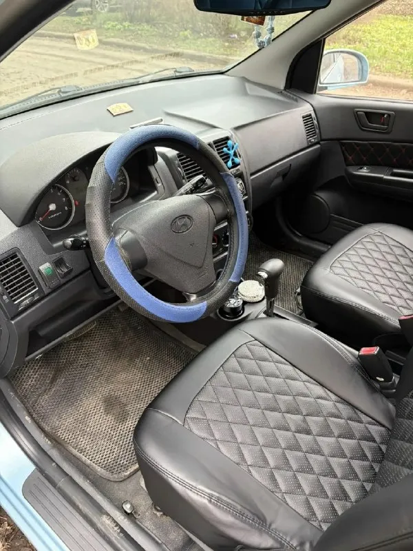 Hyundai гетц 2008 года, пробег 159тыс. 1.4 автомат. Месяц назад полностью заменили все ремни, замена масел, новый бензонасос. Новые оригинальные чехлы. Кузов без ржавчины, сколов. Салон ухоженный. Сигнализация центурион с обратной связью, подогрев передних сидений, парктроники, электро регулировка зеркал и. Т. Д. Машина без вложений я собственник. Осмотр донецк цена 610т. Р. Не большой торг. +79493940701
📞 Звоните: +7(949)3940701 - фотография - 5