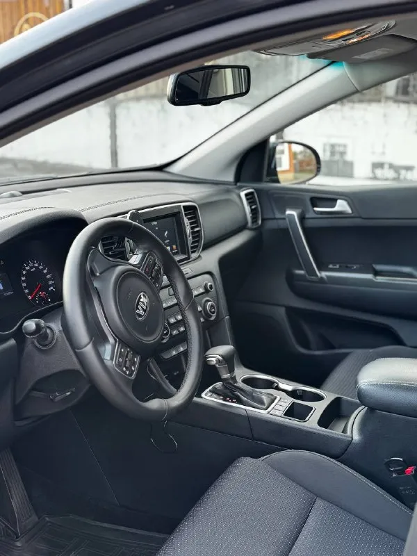 Kia shortage 4 об 2.0 год 2017 пробег 123000 полный привод оригинальный пробег! Достойная комплектация с полным зимним пакетом! Все остекление родное оформлен на меня полный порядок на остальные вопросы отвечу по телефону! Всем хорошего дня! Цена 1🍋650 торг возможен обмен
+79495672089 - фотография - 7