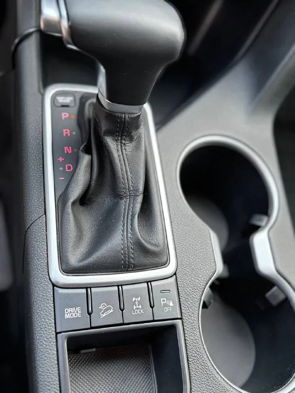 Kia shortage 4 об 2.0 год 2017 пробег 123000 полный привод оригинальный пробег! Достойная комплектация с полным зимним пакетом! Все остекление родное оформлен на меня полный порядок на остальные вопросы отвечу по телефону! Всем хорошего дня! Цена 1🍋650 торг возможен обмен
+79495672089 - фотография - 9
