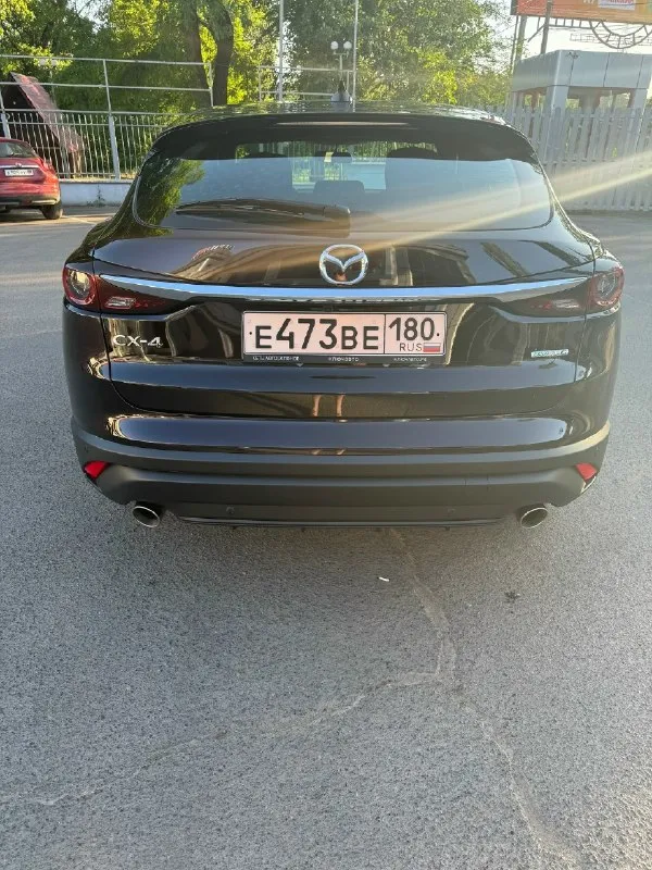 Продам новый автомобиль кроссовер mazda cx4 купленный в москве у официального дилера 👌надежный атмосферный бензиновый двигатель 2,0(158л. С. ), экономный расход топлива ✅автоматическая коробка передач ✅2023 год выпуска, куплена в салоне в 2024 году ✅оригинальный пробег 5462 км ✅пройдено первое то в ростове у официального дилера, сервисная книжка, авто на гарантии ✅ полный комплект ключей, и документов ✅антиблокировочная система ✅антипробуксовочная система ✅система контроля слепых зон ✅электро-регулировка и обогрев зеркал ✅складывание зеркал ✅электростеклоподьемники передние и задние ✅датчик проникновения в салон, в багажник ✅камера заднего вида ✅сигнализация с автозапуском ✅охранная система scher-khan x2 ✅элемент тмт ✅запуск двигателя с кнопки ✅система доступа без ключа ✅мультимедийный центр mazda, модул
📞 Звоните: +7(949)3911521 - фотография - 3