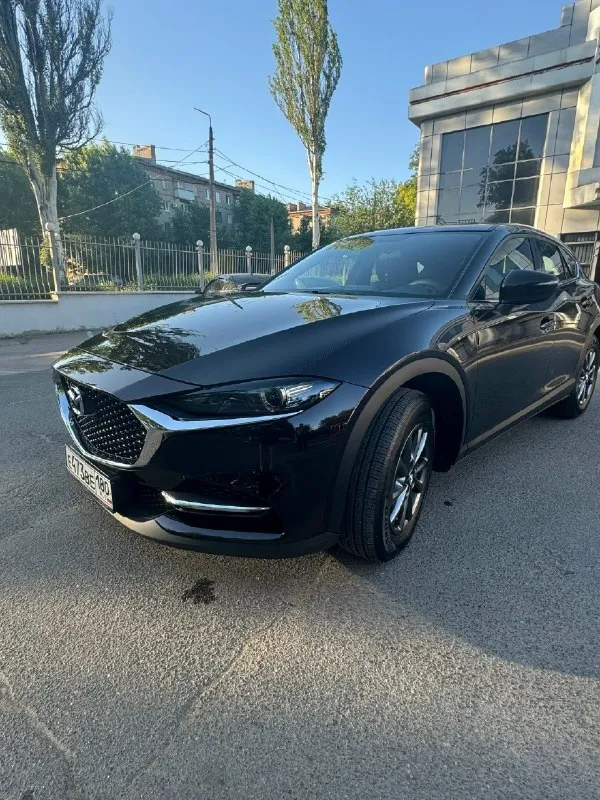 Продам новый автомобиль кроссовер mazda cx4 купленный в москве у официального дилера 👌надежный атмосферный бензиновый двигатель 2,0(158л. С. ), экономный расход топлива ✅автоматическая коробка передач ✅2023 год выпуска, куплена в салоне в 2024 году ✅оригинальный пробег 5462 км ✅пройдено первое то в ростове у официального дилера, сервисная книжка, авто на гарантии ✅ полный комплект ключей, и документов ✅антиблокировочная система ✅антипробуксовочная система ✅система контроля слепых зон ✅электро-регулировка и обогрев зеркал ✅складывание зеркал ✅электростеклоподьемники передние и задние ✅датчик проникновения в салон, в багажник ✅камера заднего вида ✅сигнализация с автозапуском ✅охранная система scher-khan x2 ✅элемент тмт ✅запуск двигателя с кнопки ✅система доступа без ключа ✅мультимедийный центр mazda, модул
📞 Звоните: +7(949)3911521 - фотография - 5