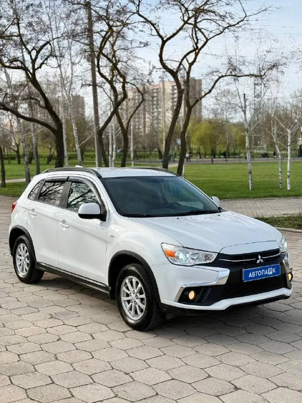 🇯🇵 Mitsubishi asx

💰Цена: 1 300 000р
🏢Город: мариуполь
📅Год выпуска: 2017
🧾Пробег: 134 147 км.
⚙️Двигатель: 1.6
⛽Топливо: бензин
⚙️Кпп: механика

📞 Телефон:

+7-949-727-41-51
+7-949-551-91-52
+7-989-263-55-56

💾 Описание. .. ">✅ 2 владельца, птс оригинал
✅ Техническая часть на 5+
✅ Оригинальный пробег
✅ Салон как новый

✅ Отличная комплектация:

❄️ Кондиционер, подогрев сидений, гур, abs, кожаный мультируль, центральный замок, магнитола с камерой заднего вида, полный электропакет, хорошая летняя резина.
➕ Зимняя резина в комплекте.

Улица шевченко 2️⃣6️⃣9️⃣

🏦 Возможна продажа в кредит по двум документам. - фотография - 3
