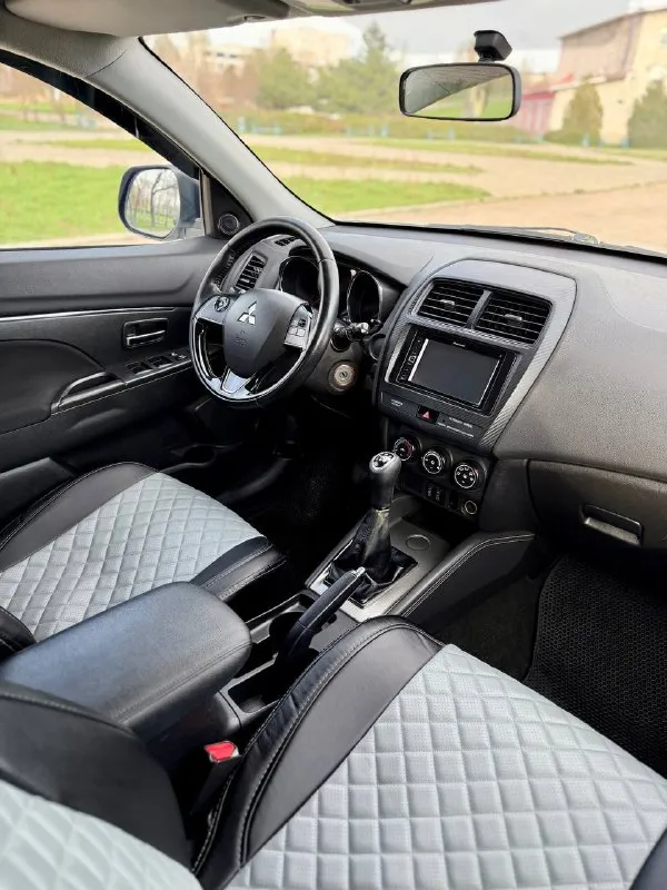 🇯🇵 Mitsubishi asx

💰Цена: 1 300 000р
🏢Город: мариуполь
📅Год выпуска: 2017
🧾Пробег: 134 147 км.
⚙️Двигатель: 1.6
⛽Топливо: бензин
⚙️Кпп: механика

📞 Телефон:

+7-949-727-41-51
+7-949-551-91-52
+7-989-263-55-56

💾 Описание. .. ">✅ 2 владельца, птс оригинал
✅ Техническая часть на 5+
✅ Оригинальный пробег
✅ Салон как новый

✅ Отличная комплектация:

❄️ Кондиционер, подогрев сидений, гур, abs, кожаный мультируль, центральный замок, магнитола с камерой заднего вида, полный электропакет, хорошая летняя резина.
➕ Зимняя резина в комплекте.

Улица шевченко 2️⃣6️⃣9️⃣

🏦 Возможна продажа в кредит по двум документам. - фотография - 9