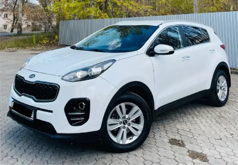 Срочная продажа автомобиль
Kia sportage официальный
В эксплуатации с 2018
Двигатель 2.0 бензин
Коробка автоматическая
Пробег родной 119 тыс. Км

Автомобиль в отличном состоянии,
Кузов без дтп ! Весь в заводском окрасе 1000% готов на любые проверки с вашей
Стороны без вопросов !!!

Пред максимальная комплектация
Роздельный климат-контроль,
Круиз-контроль, удобно
Датчики света, и дождя,
Подогревы всех сидений,
Руля, зеркал, и стекл,
Bluetooth mp3 cd usb aux
Навигация парктроники
Камера заднего вида,
И многое другое !

С документами полный порядок,
Любой вид оформления в мрео 🇷🇺

Осмотр г. Донецк ленинский район
По предварительному договору 📲
Цена 1.855:000 тысяч рублей торг у авто
Возможен обмен возможен кредит 💵
Звоните по номеру тел. +7949 396 98 52 ☎️
📞 🇷🇺 Звоните: +79493969852 - фотография - 3