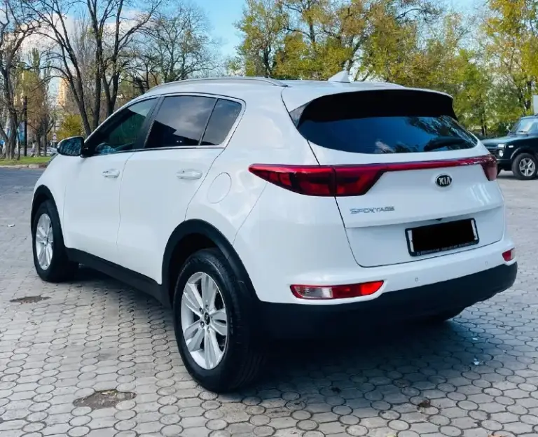 Срочная продажа автомобиль
Kia sportage официальный
В эксплуатации с 2018
Двигатель 2.0 бензин
Коробка автоматическая
Пробег родной 119 тыс. Км

Автомобиль в отличном состоянии,
Кузов без дтп ! Весь в заводском окрасе 1000% готов на любые проверки с вашей
Стороны без вопросов !!!

Пред максимальная комплектация
Роздельный климат-контроль,
Круиз-контроль, удобно
Датчики света, и дождя,
Подогревы всех сидений,
Руля, зеркал, и стекл,
Bluetooth mp3 cd usb aux
Навигация парктроники
Камера заднего вида,
И многое другое !

С документами полный порядок,
Любой вид оформления в мрео 🇷🇺

Осмотр г. Донецк ленинский район
По предварительному договору 📲
Цена 1.855:000 тысяч рублей торг у авто
Возможен обмен возможен кредит 💵
Звоните по номеру тел. +7949 396 98 52 ☎️
📞 🇷🇺 Звоните: +79493969852 - фотография - 5