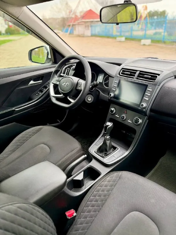 ⚪️ Hyundai creta 2

💰Цена: 1 900 000р
🏢Город: мариуполь
📅Год выпуска: 2022
🧾Пробег: 72 779 км.
⚙️Двигатель: 1.6
⛽Топливо: бензин
⚙️Кпп: механика 6ст.

📞 Телефон:

+7-949-727-41-51
+7-949-551-91-52
+7-989-263-55-56

💾. .. 40/E29c85.png')">✅ отличная комплектация
🛞 Новая резина yokohama

⚙️ Самое надежное сочетание двигателя 1.6, 6-ти ступенчатой механики и переднего привода.

⚠️Бесплатно доставим этот или другой автомобиль в донецк, макеевку, бердянск, мелитополь и другие города новых территорий после детального видеообзора со всевозможными диагностиками⚠️

➕Автомобиль с пройденным техническим осмотром и готов к переоформлению.

Улица шевченко 2️⃣6️⃣9️⃣

🏦 Возможна продажа в кредит по двум документам. - фотография - 9