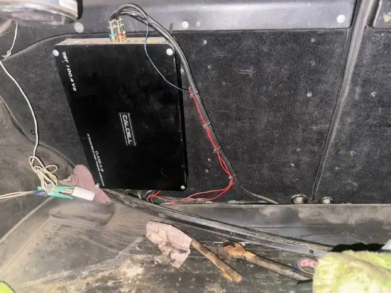 Продается шевинива ( chevrolet niva) владею два года. Я хозяин. На бежевом салоне. На чехлах (под ними сиденья не пропержены, не порваны). Гнили нет. После зимы вылезло пару рыжиков на водительской двери. Дно чистенькое, без криминала (машина была с краснодара) машина вторая в семье, больших пробегов не видела(на данный момент 154к). Стоит хорошая музыка. Подогревы, регулировка зеркал, стеклоподъемники, все работает, каждая кнопка! По ходовой много что делал, все и не вспомню. Но где то сзади что-то брякает недавно перебирал перед(ступицы с подшипниками, шруза), нужно сделать развал. Тонер сниму, что бы не было проблем при то. Цену вижу 470к. Осмотр по договоренности макеевка-донецк. +79493716870. Кому нужна автотека, могу предоставить.
📞 Звоните: +7(949)3716870 - фотография - 8