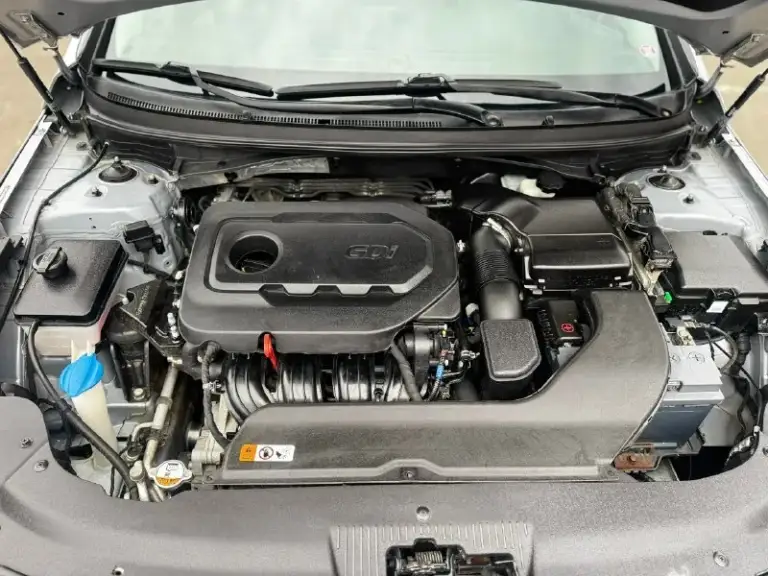 Продам личный автомобиль hyundai sonata 2.4 2017 года акпп, я хозяин владею уже 4 года, автомобиль в отличном состоянии без ржавчин сколов гнили и вмятин, без дтп залогов штрафов арестов нет, коробка работает отлично без пинков стуков и прочего, мотор работает ровно посторонних звуков нету, не дымит не троит масло не жрет, задирав нету, масла менял полтора месяца назад. Ходовая полностью обслужена, очень мягкая под низом стоит зашита полностью, пред максимальная комплектация. Два ключа сервисная книга. Резина зима практически новая откатала два месяца. Комплект летних колёс. Также отдам новые оригинальные стекла на фары. Нету времени поменять. Пробег оригинальный 144 миль, (230) км. Пробег трассовой. В основном ездил на отдых на ней, авто надежный на дорогах чувствует себя уверено и бодро. В стороны не тянет, запаска не разу не доставалась. Цена 1 200.000 руб реальному покупателю торг, перекупов просьба не беспокоить, +7 9496993249 олег. Г донецк
📞 Звоните: +7(949)6993249 - фотография - 9
