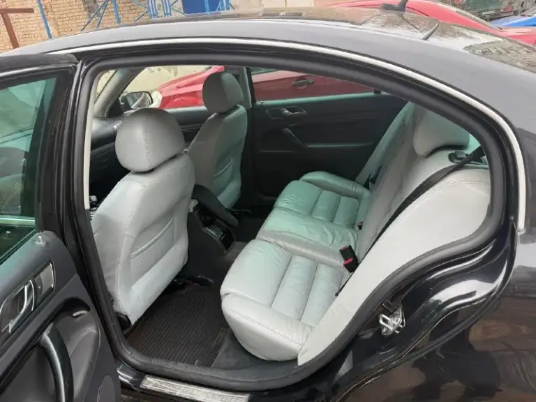 Продам. Skoda superb
Год-2005
Пробег-304000
Тип двигателя 2.5 tdi
Цена-570 тыс.
Тел. +79494118017
Машина хозяйская, пригонял для себя, машина на уверенном ходу, есть нюансы по кузову, любые проверки за ваш счет. - фотография - 4