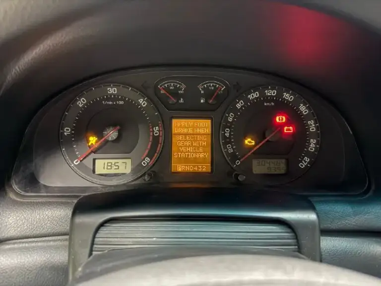 Продам. Skoda superb
Год-2005
Пробег-304000
Тип двигателя 2.5 tdi
Цена-570 тыс.
Тел. +79494118017
Машина хозяйская, пригонял для себя, машина на уверенном ходу, есть нюансы по кузову, любые проверки за ваш счет. - фотография - 5